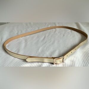 Elegant Tan Leather Belt
